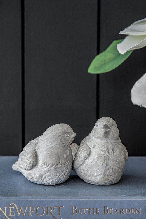 Bird figurine